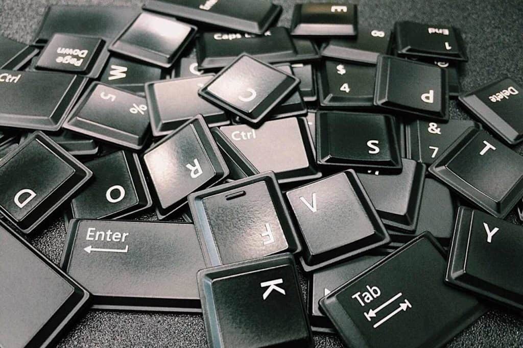 Quiere limpiar el teclado? Un teclado higiénico en 3 pasos